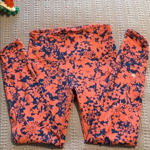 Lululemon Align Leggings w/ Super Fun Print 25”